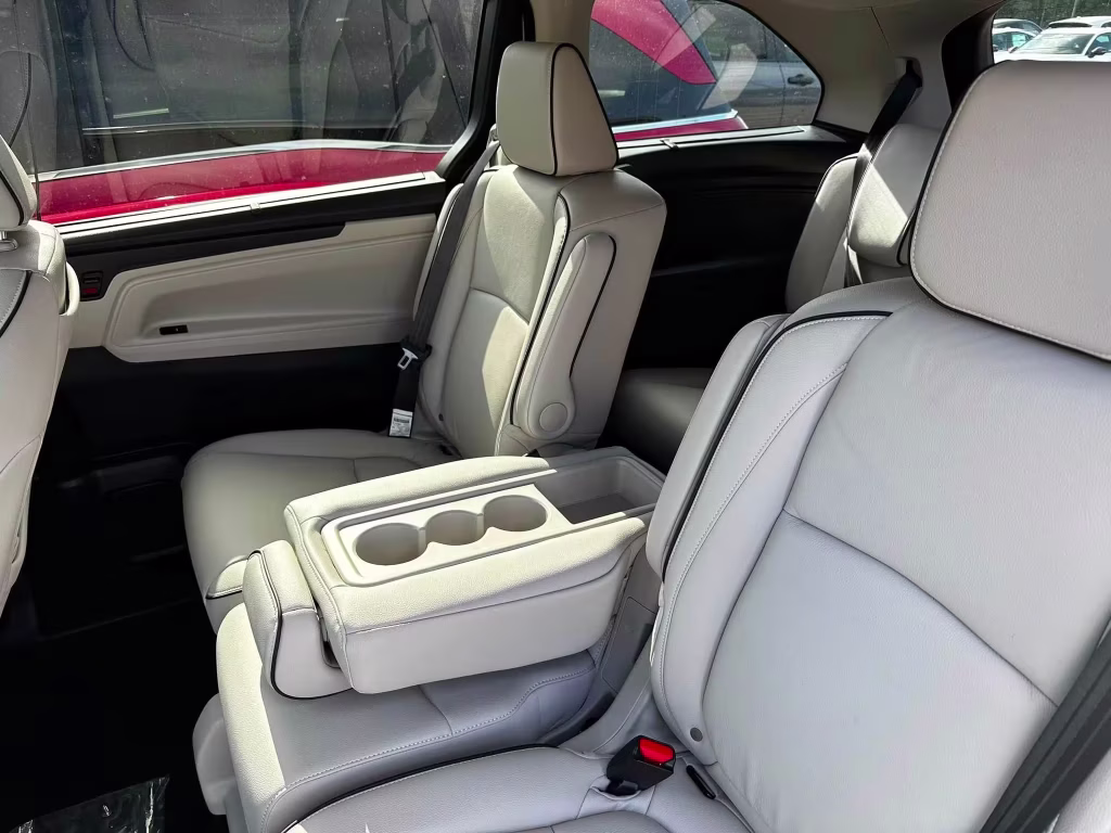 2026 Honda Odyssey Touring 12