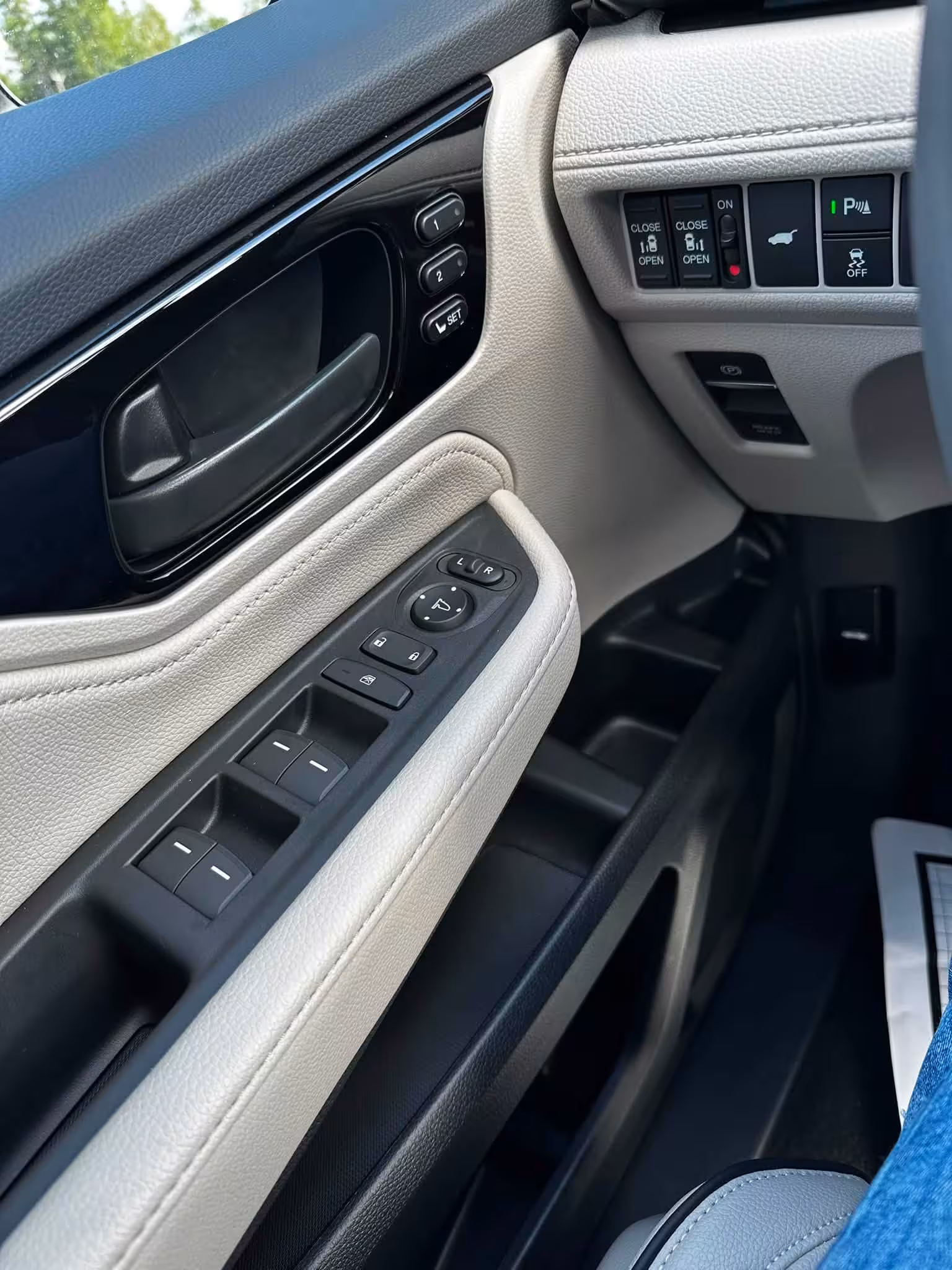 2026 Honda Odyssey Touring 6