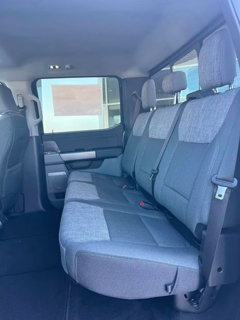 Ford F 250 Super Duty 6