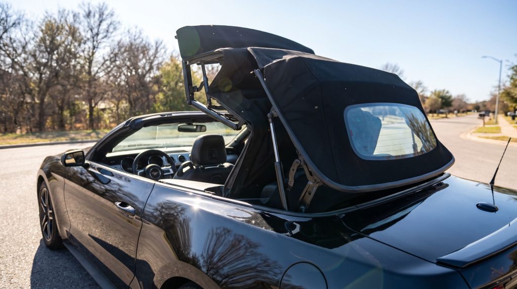 Mustang convertible roof mid 1